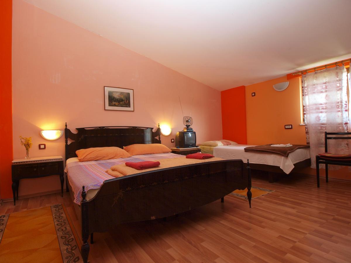 Apartments Slavica 382 Pula Eksteriør billede